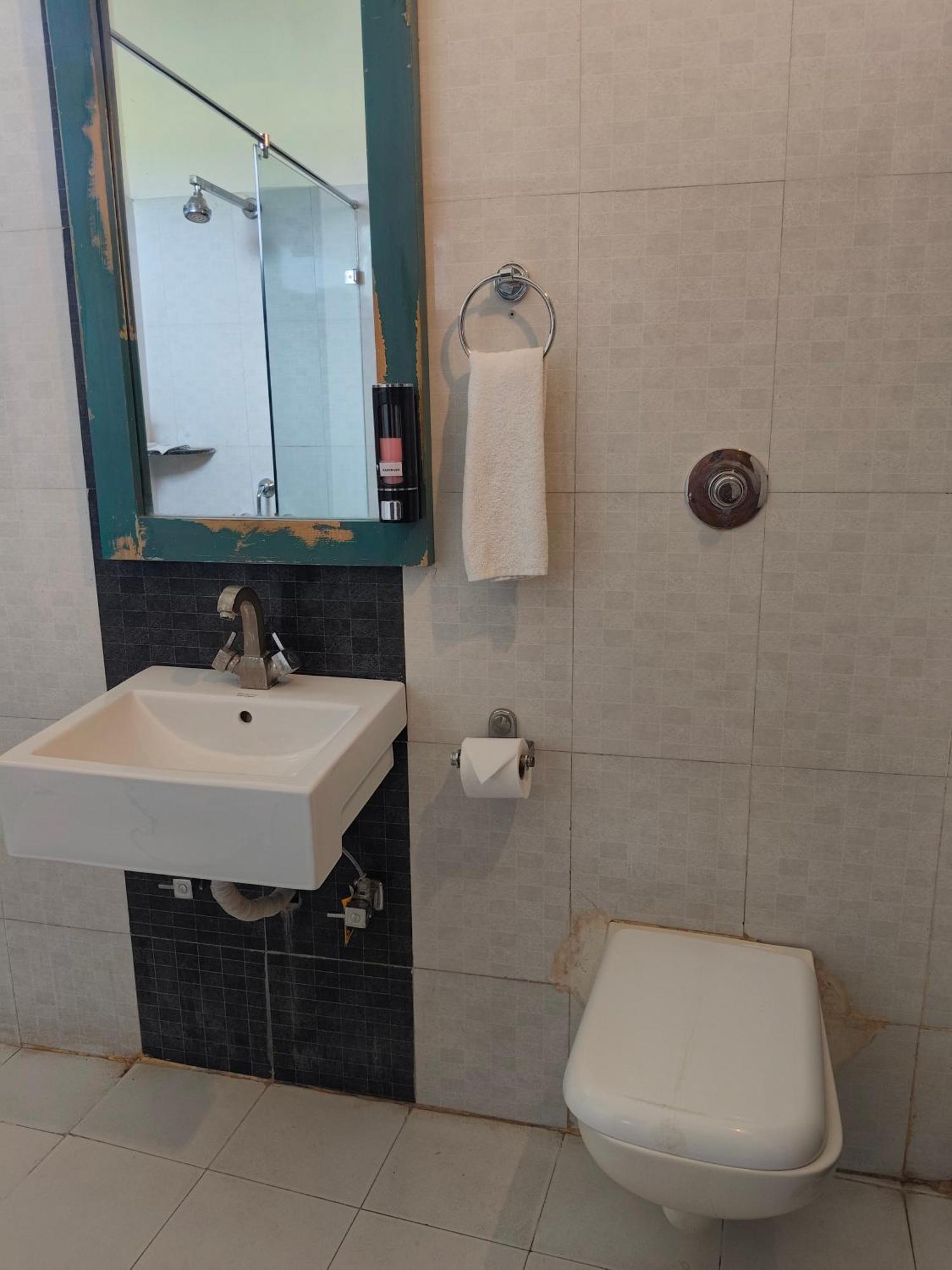 सहारा Acorn Hideaway & 4*