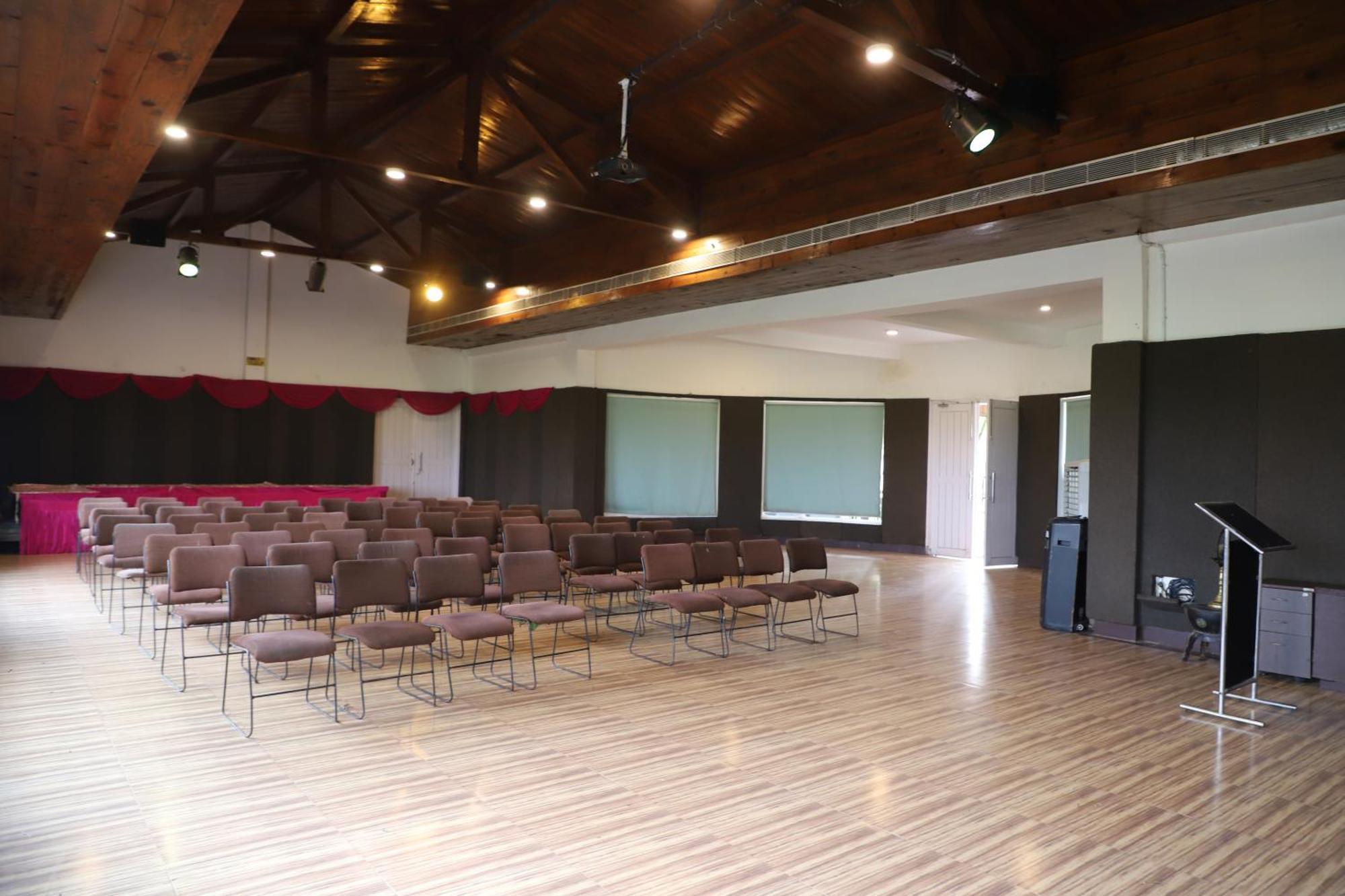 Acorn Hideaway & Ramnagar (Uttarakhand)
