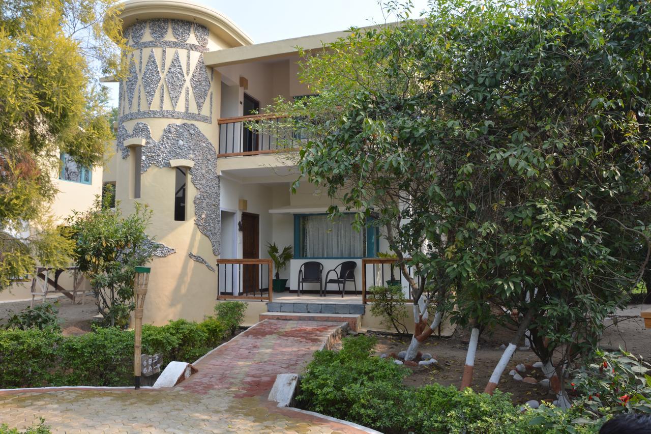 सहारा Acorn Hideaway & 4*