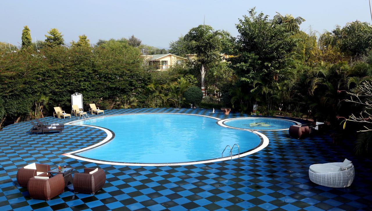 सहारा Acorn Hideaway & 4*