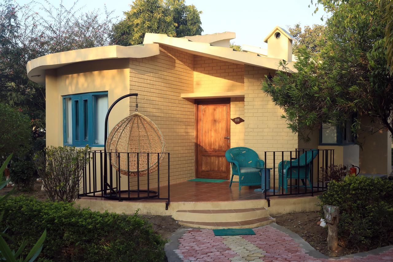 Acorn Hideaway & 4* Ramnagar (Uttarakhand)