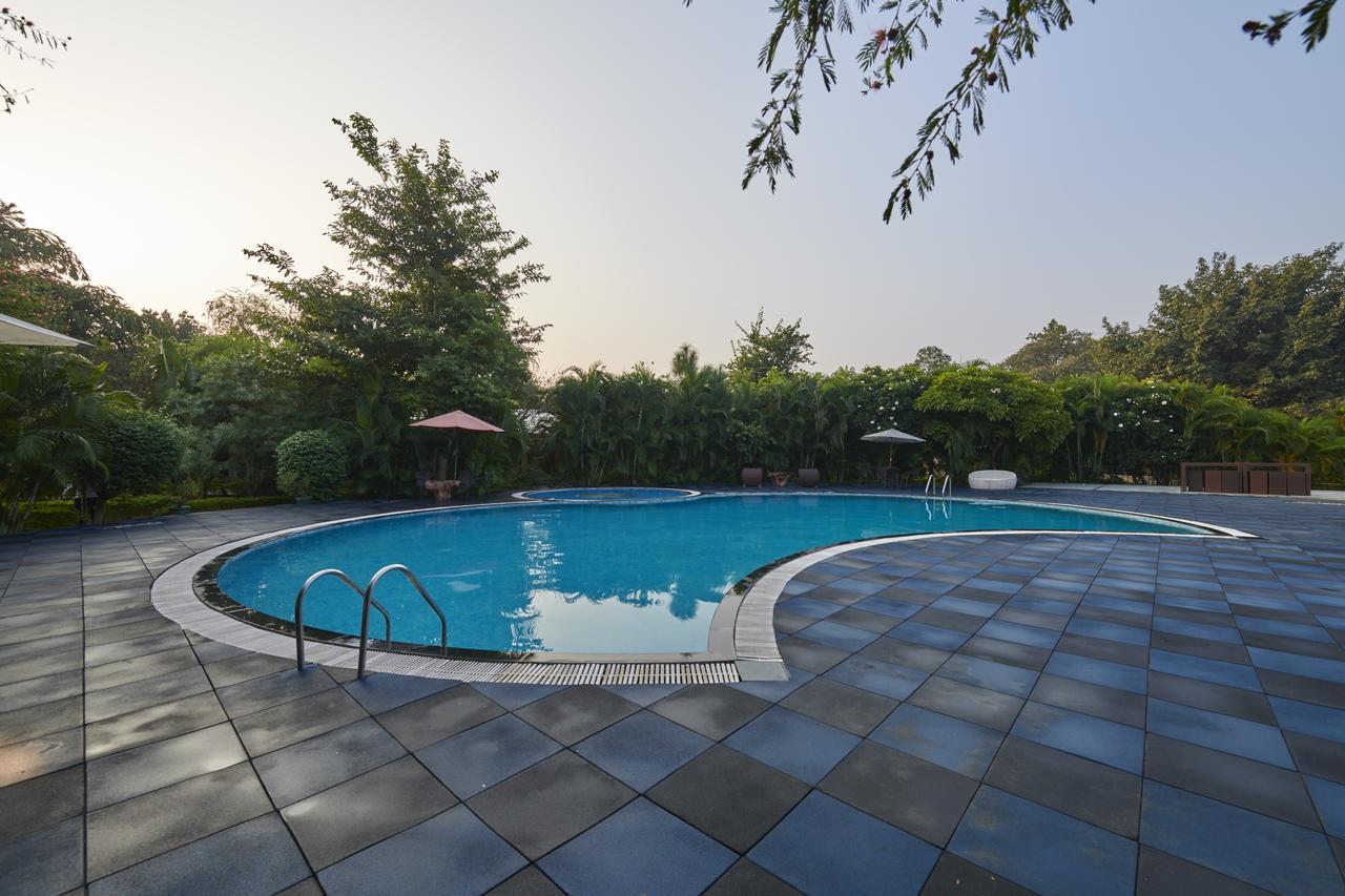 सहारा Acorn Hideaway & 4*